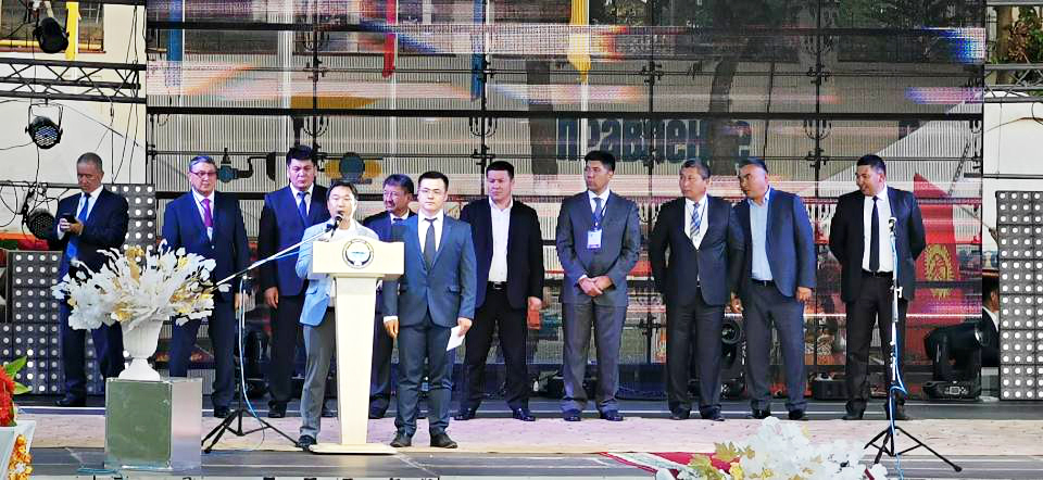 Shandong kerui petroleum technology co.,ltd. won the "Kyrgyzstan Oil and Gas Field Development Great Contribution Award" awarded by Kyrgyz national oil company and Trade Union.